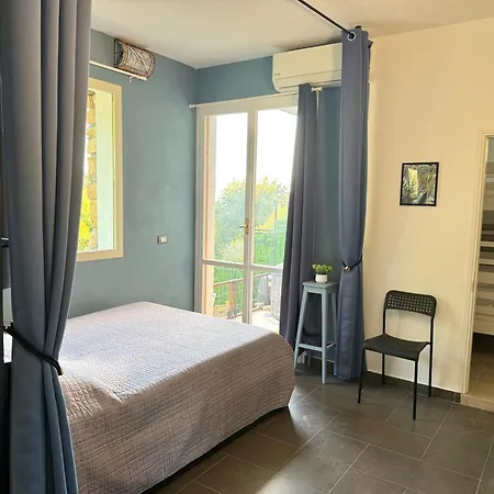 La Maison Des Huskys Hébergement de vacances Sasso di Bordighera